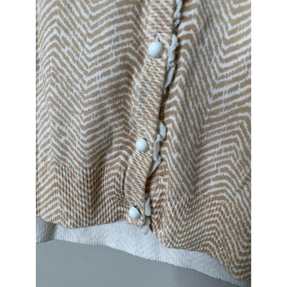 Talbots Sweater Cardigan Womens M Tan Chevron Ruffle Trim Button Lightweight - Picture 3 of 7